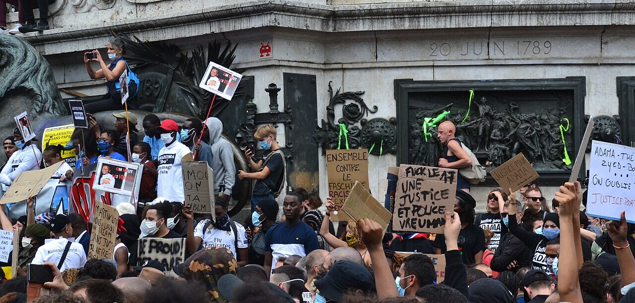 Demonstration gegen Rassismus und Polizeigewalt in Paris