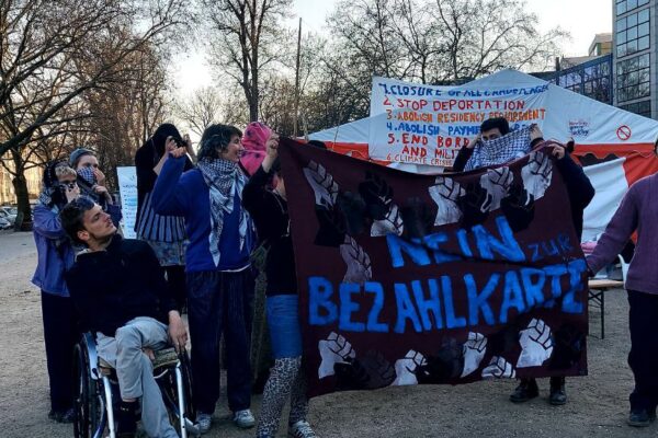 Camp gegen Rassismus auf dem Oranienplatz in Berlin