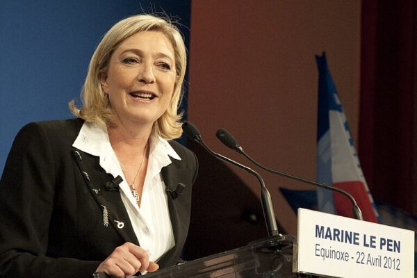 Das Urteil gegen Marine Le Pen sieht vor, dass sie fünf Jahre lang nicht zu Wahlen antreten darf. Welche Auswirkungen hat das auf den Kampf gegen Faschismus?