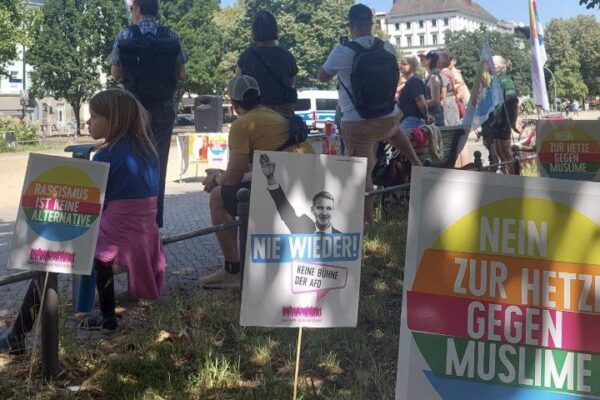 Kundgebung am Oranienplatz in Berlin am Samstag den 28. Juni