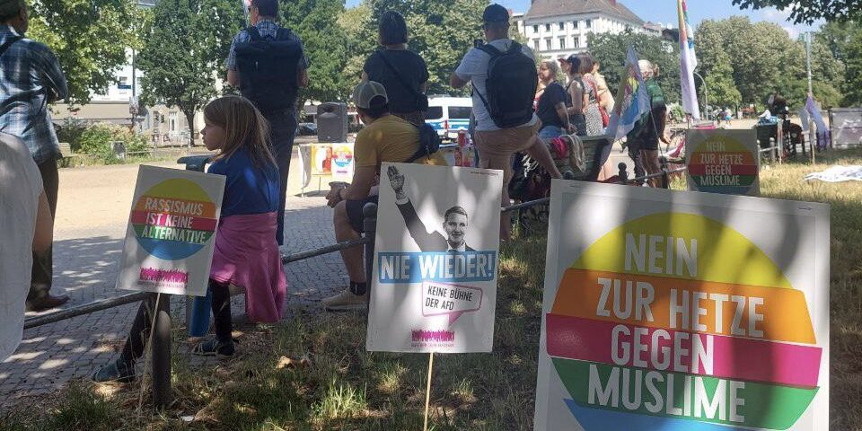 Kundgebung am Oranienplatz in Berlin am Samstag den 28. Juni