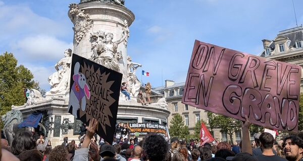 Blockaden und Demos gegen Präsident Macron in Frankreich