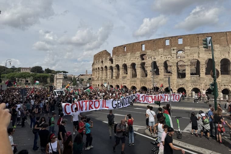 Mehr als 15.000 demonstrieren in Rom für Palästina (Bild: Socialist Worker)