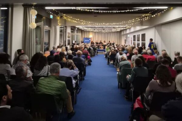 Mehr als 340 Interssierte kamen zum Vortragsabend des SOS Palästina Bündnis Frankfurt.