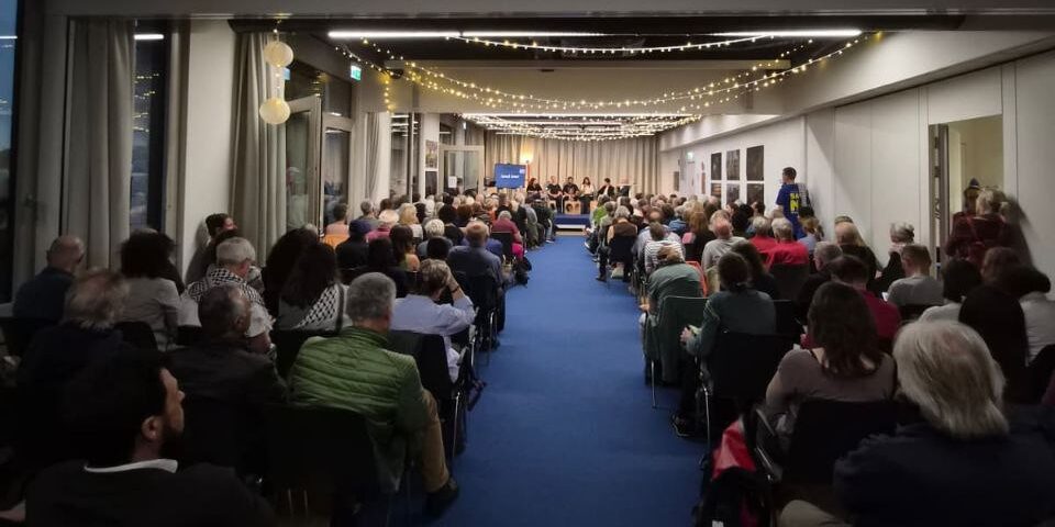 Mehr als 340 Interssierte kamen zum Vortragsabend des SOS Palästina Bündnis Frankfurt.