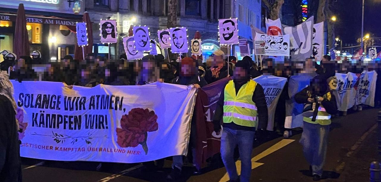 Demonstration in Köln um den Opfern des rassistischen Anschlags in Hanau zu gedenken
